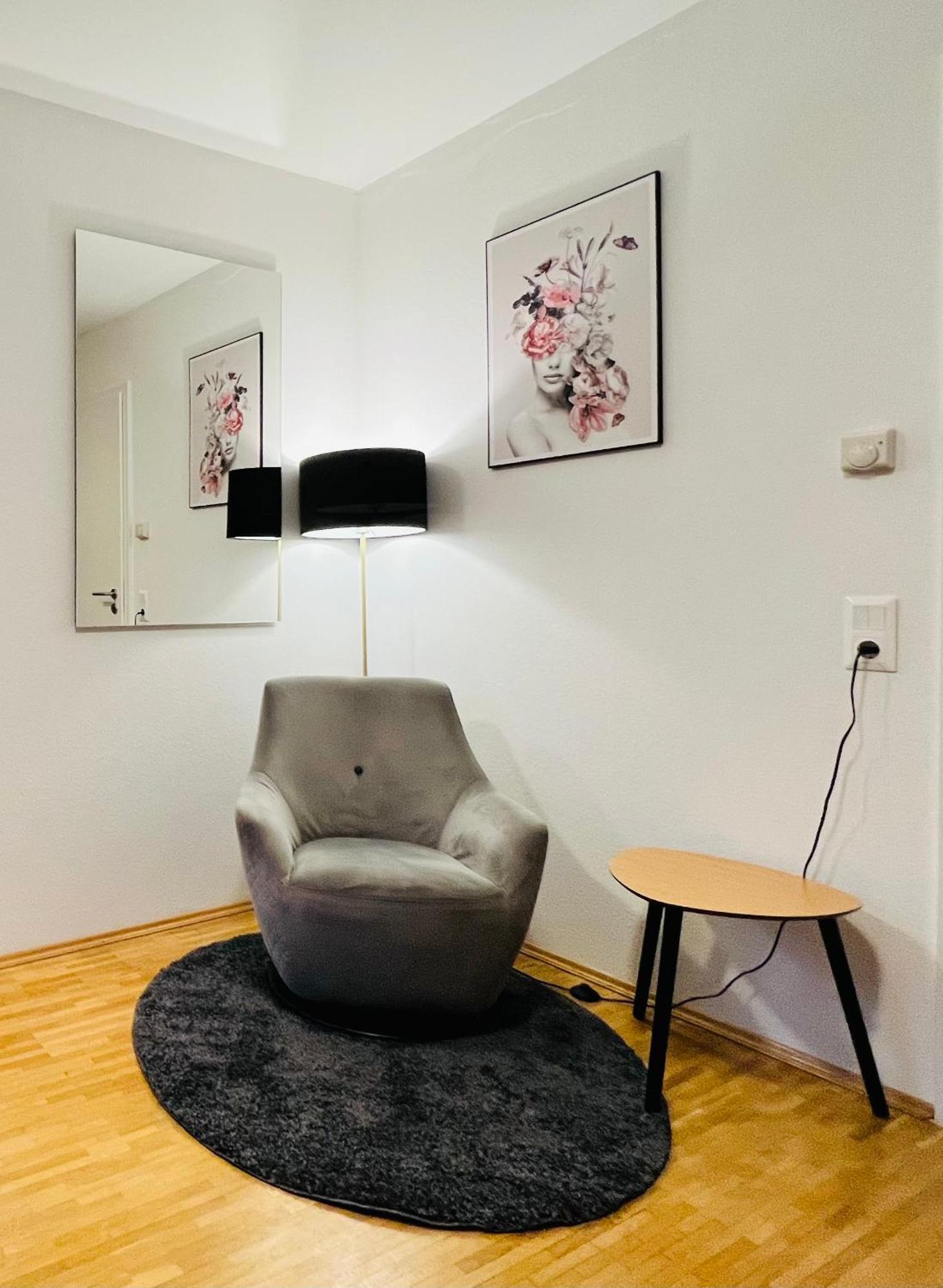 Stylish Apartment Naehe Hbf-Tiefgarage-Lift Hannover Kültér fotó